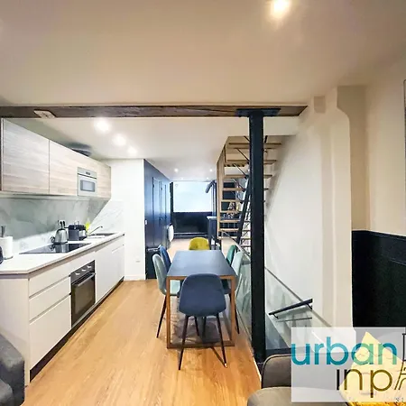 Urban Flat 31 - Charming Triplex In Appartamento